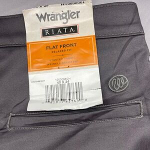 Wrangler Riata Mens 40x34 Gray Flat Front Relaxed Fit Stretch Pants NWT Workwear